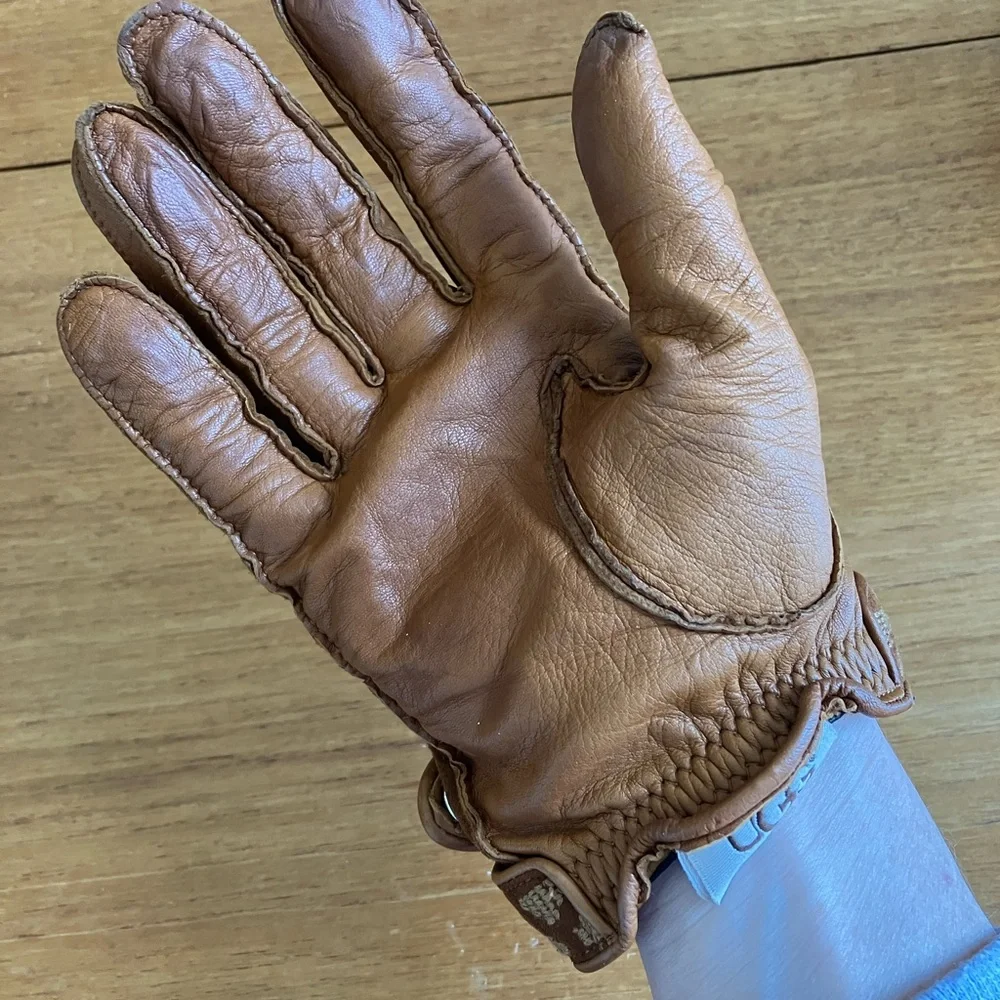 UGG Chestnut Brown Leather driving gloves - SM/MD